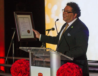 Mayor Nenshi proclaims April 29 as "University of Calgary Day."