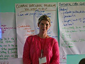 Jenn Hewitt teaching in Papua New Guinea
