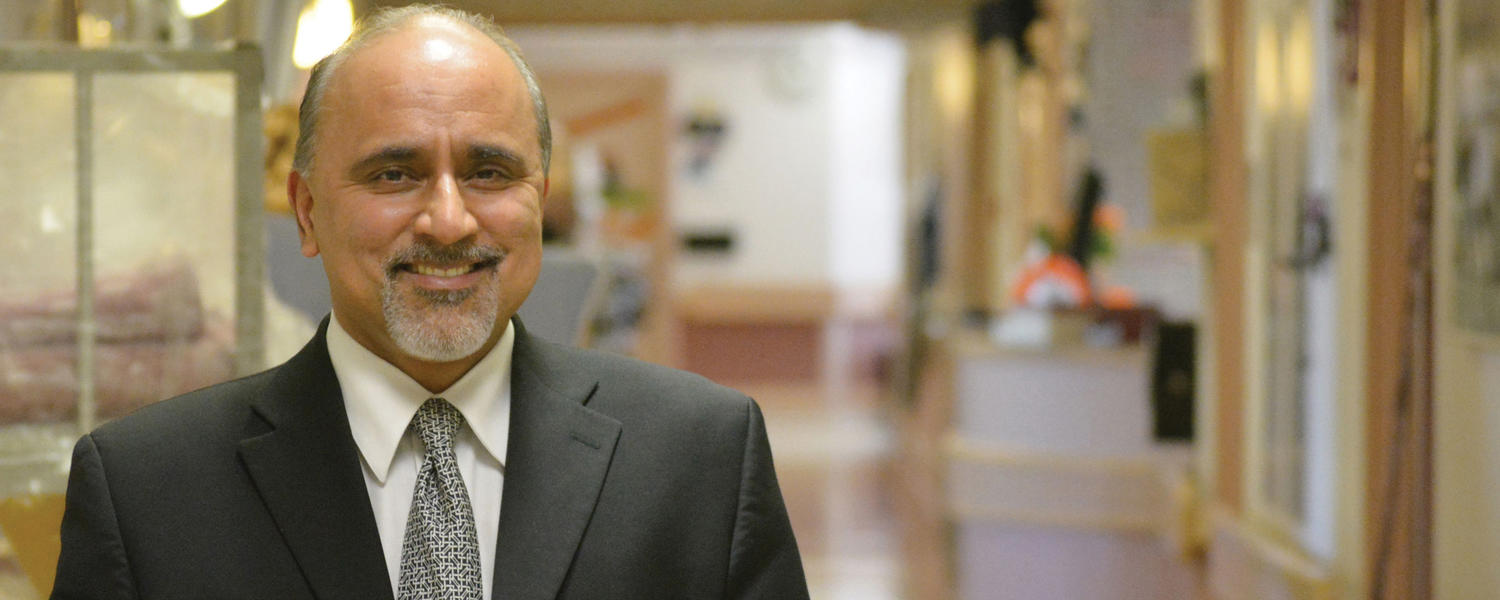 Dr. Rajiv Midha