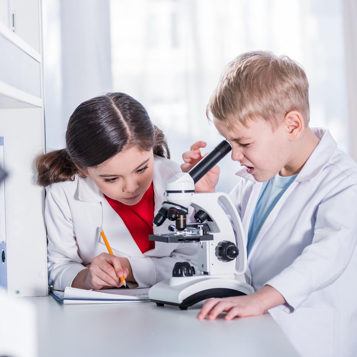 kids with microscope