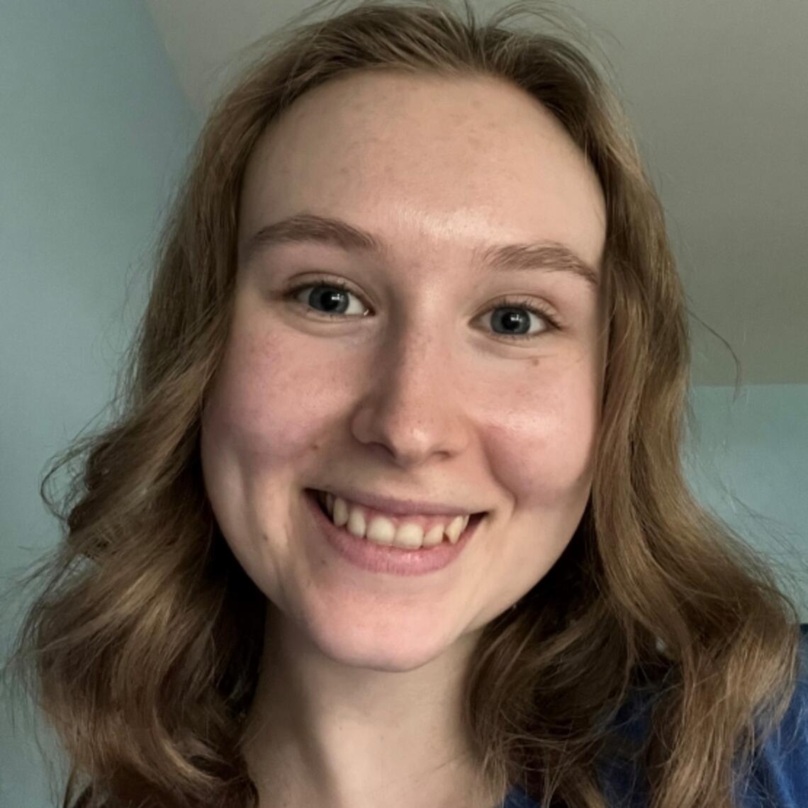 Madalyn Hart Headshot 