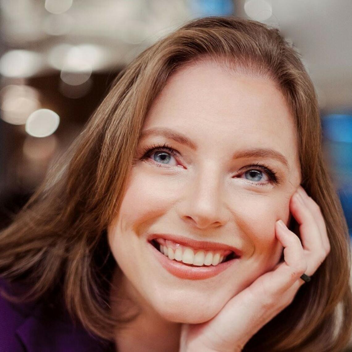 Mary Dunbar, Avenue Magazine, Calgary Top 40 Under 40 Award