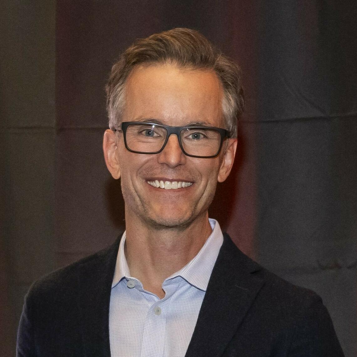 Dr. Kirton headshot