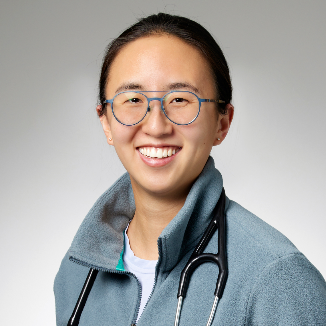 Amanda Wang, Alberta College of Family Physicians, Outstanding New Professional Award