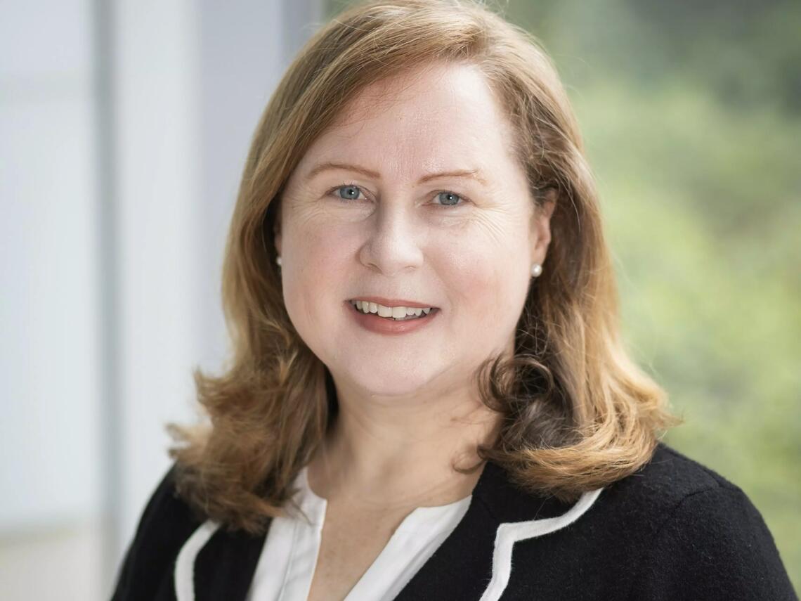 Dr. Amanda Bell