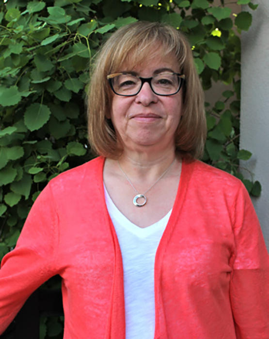 Dr. Lisa Welikovitch Dr. Lisa Welikovitch