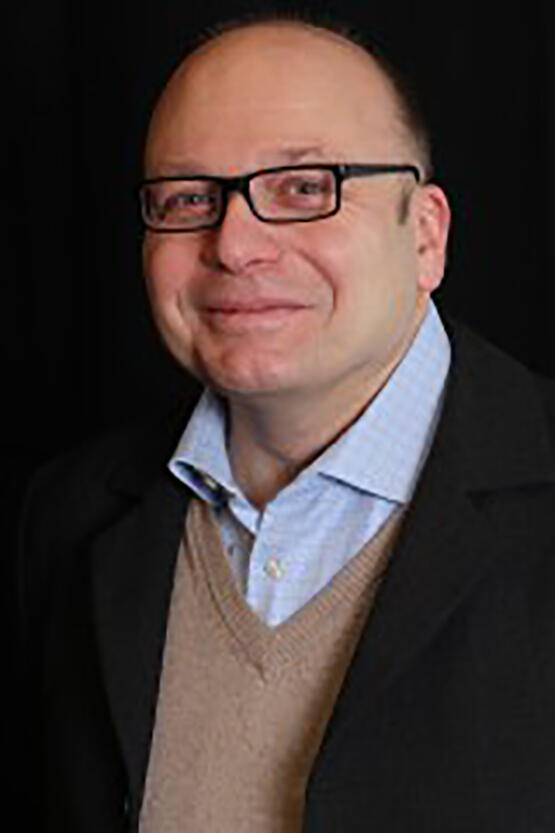 Dr. Frank W. Stahnisch Dr. Frank W. Stahnisch