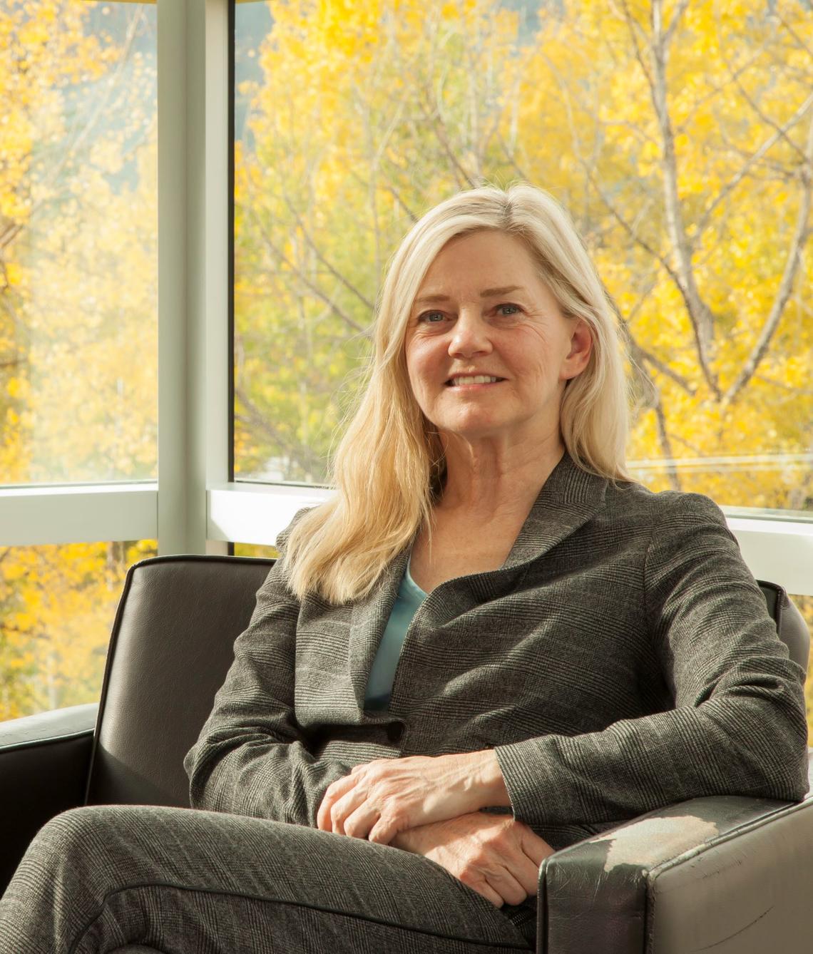 Jane Lemaire, Alberta Medical Association, Distinguished Service Award