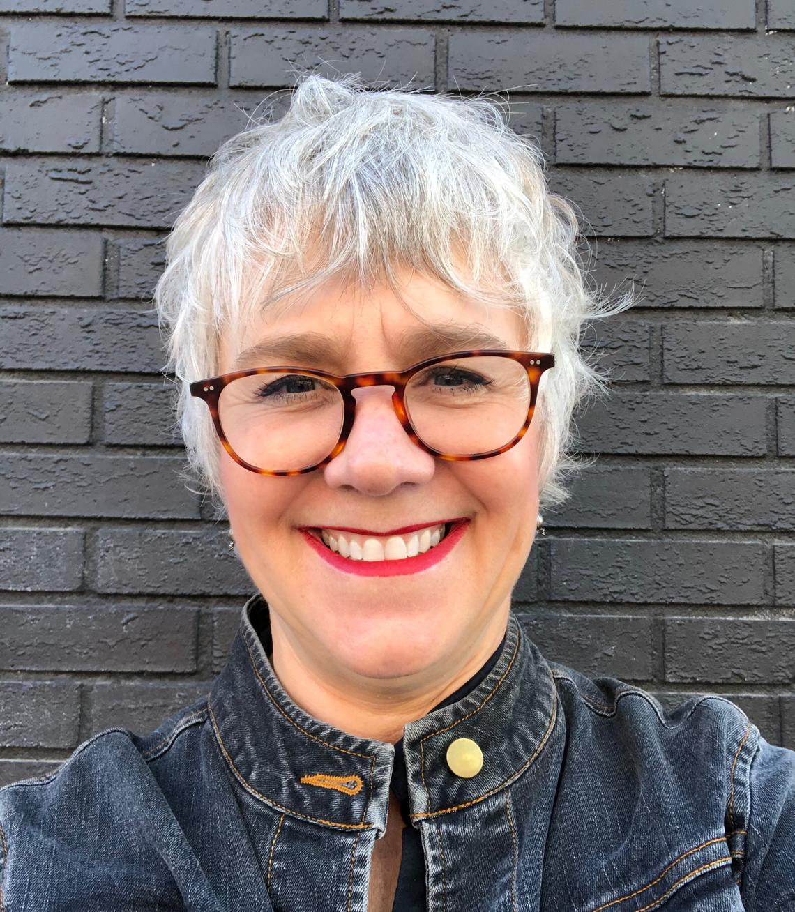 Roxanne Goldade, Alberta Medical Association, Long Service Award