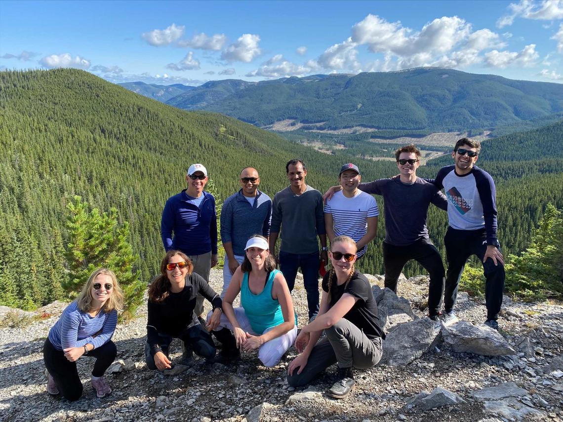 Chun Muruve lab hike