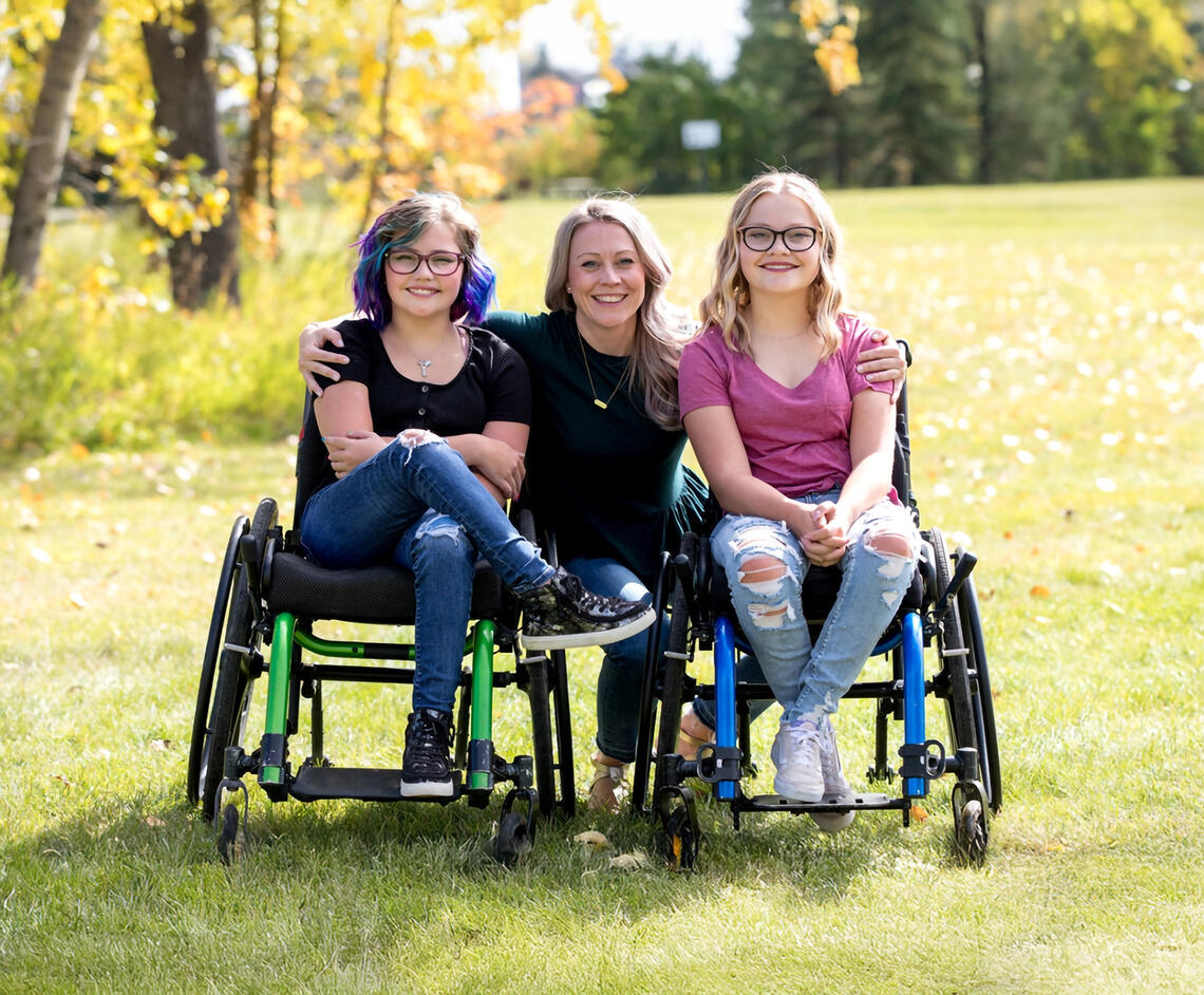 Kadence Foley, right, pictured with sister Addison, left, and mom, Shanna in 2019.