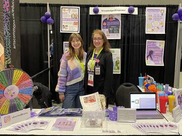 Paola and Sonia K2E booth