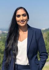 Kira Grewal headshot
