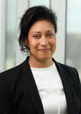 Patricia Steele Headshot
