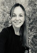 Dr Camila Aquino