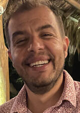 Dr. Luis Murguia-Favela