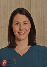 Dr Leila Barss