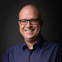 Photo of Dr. Vince Grant