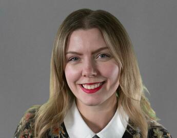 Dr. Megan Howlett 